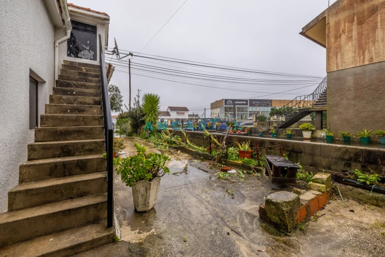 Moradia T2 para Venda em Batalha Foto 4