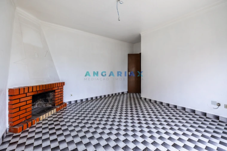 Moradia T2 para Venda em Batalha Foto 14