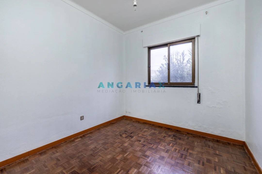 Moradia T2 para Venda em Batalha Foto 17