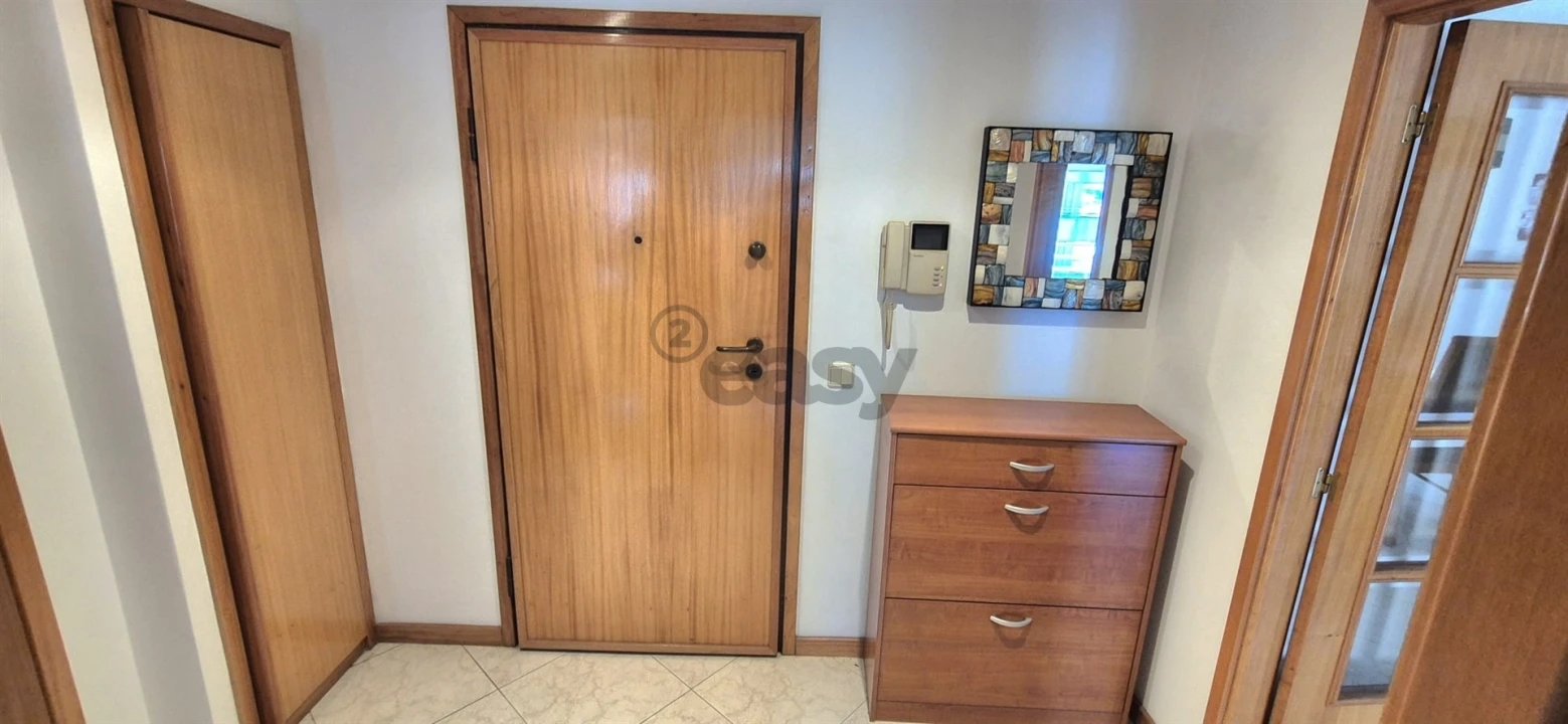 Apartamento T1 para Venda em Santa Marinha e São Pedro da Afurada Foto 4