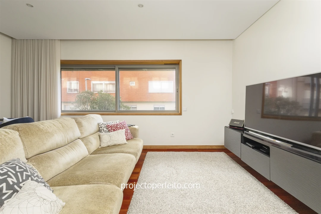 Apartamento T3 para Venda em Espinho Foto 2