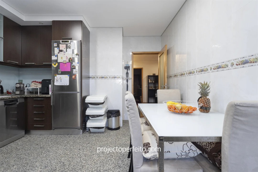 Apartamento T3 para Venda em Espinho Foto 9