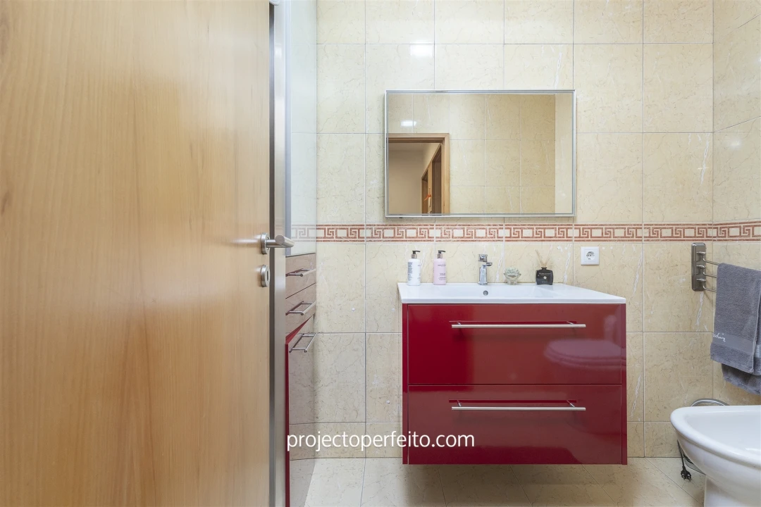 Apartamento T3 para Venda em Espinho Foto 15