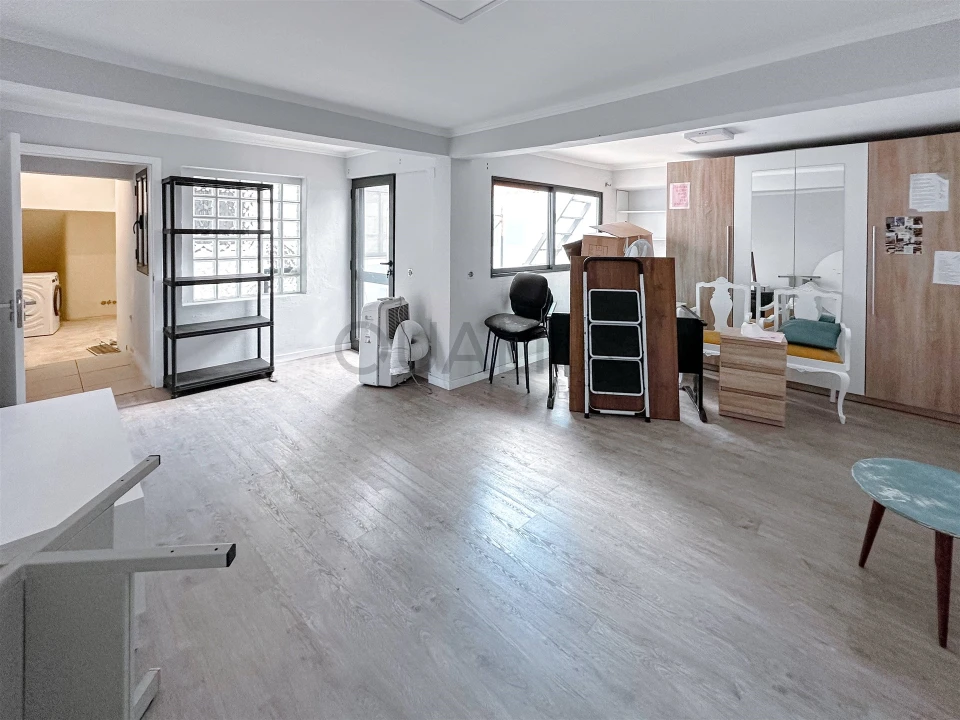 Moradia T4 para Venda em Funchal (Santa Luzia) Foto 12