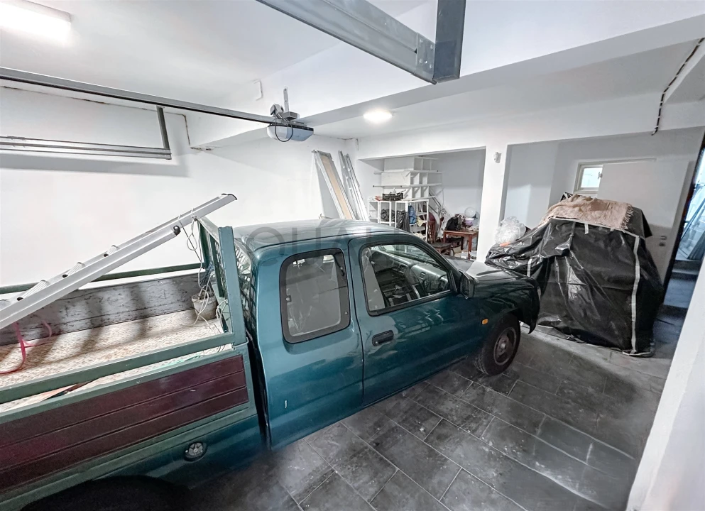 Moradia T4 para Venda em Funchal (Santa Luzia) Foto 20