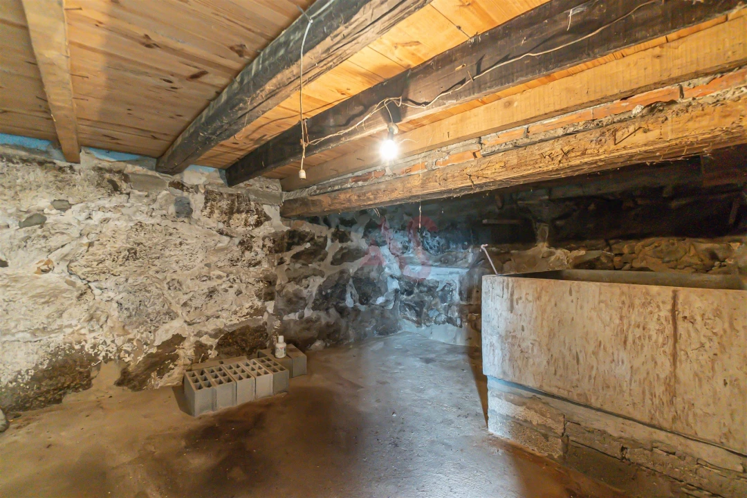 Moradia T2 para Venda em Tabuadelo e São Faustino Foto 17