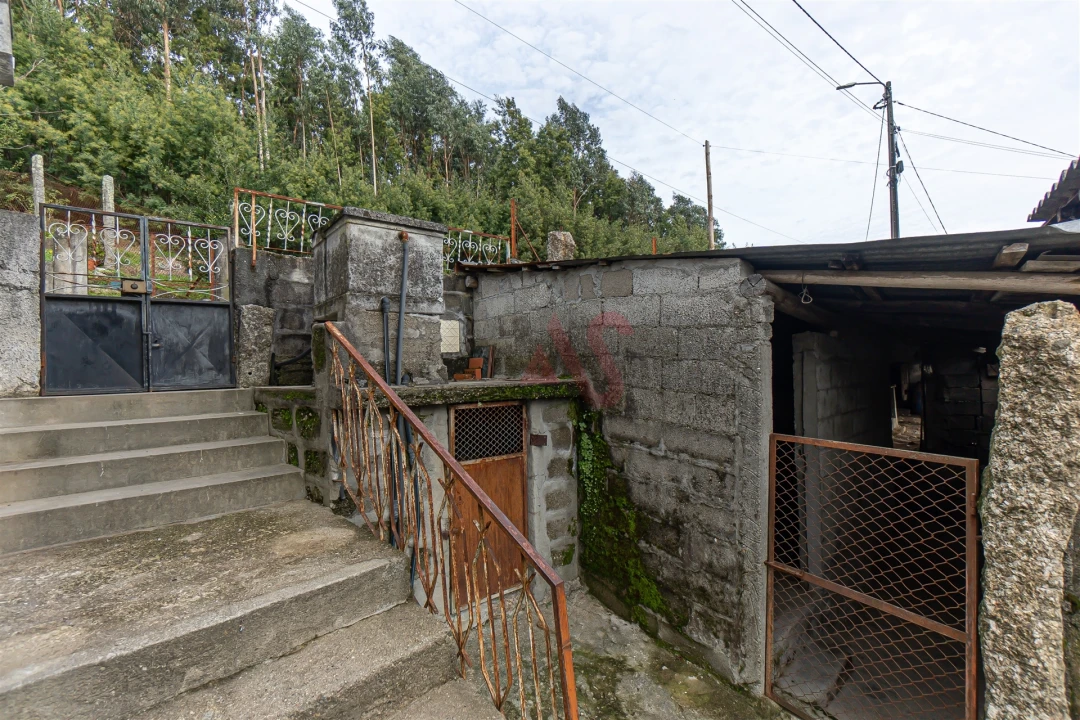 Moradia T2 para Venda em Tabuadelo e São Faustino Foto 5