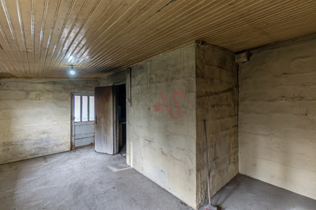 Moradia T2 para Venda em Tabuadelo e São Faustino Foto 21