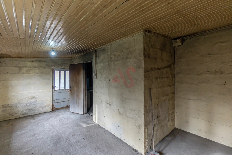 Moradia T2 para Venda em Tabuadelo e São Faustino Foto 21