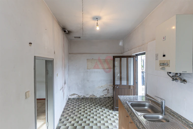 Moradia T2 para Venda em Tabuadelo e São Faustino Foto 10