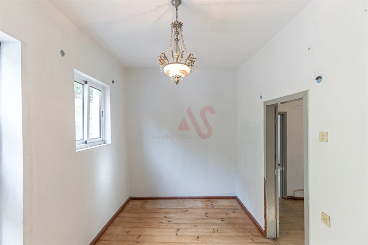 Moradia T2 para Venda em Tabuadelo e São Faustino Foto 13