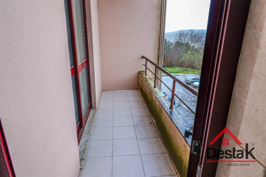 Apartamento T3 para Venda em Viseu Foto 7