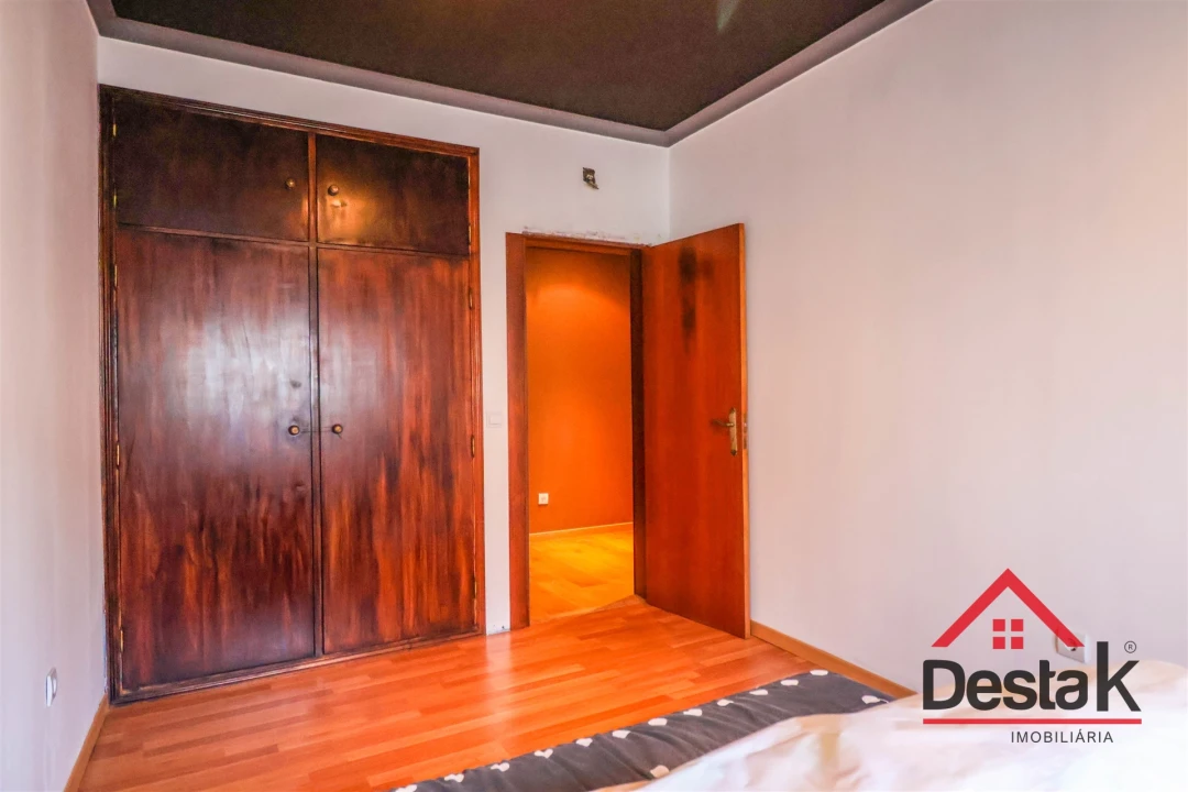 Apartamento T3 para Venda em Viseu Foto 13