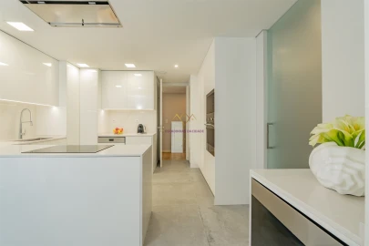 Apartamento T4 para Venda em Carcavelos e Parede