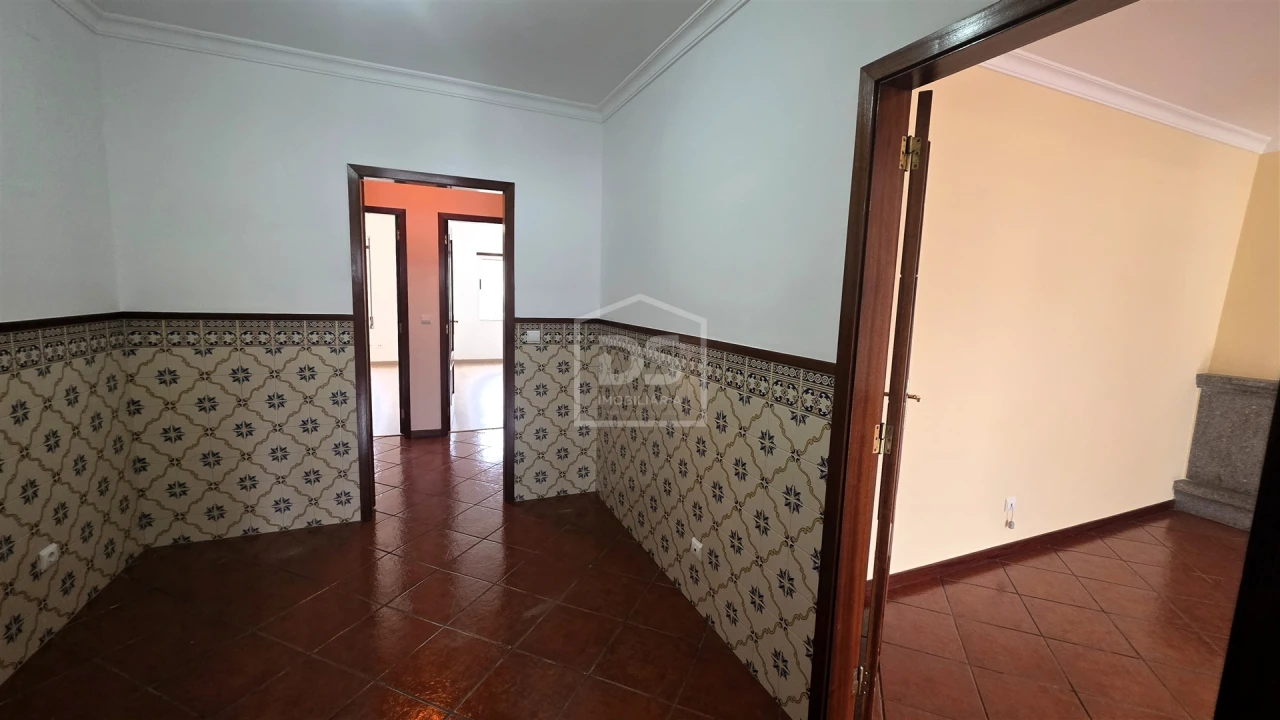 Apartamento T3 para Venda em Peso da Régua e Godim Foto 6