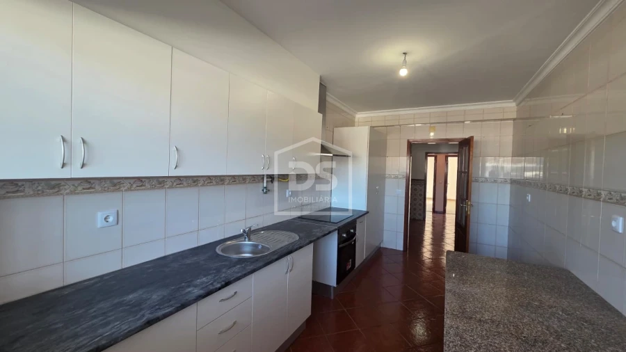 Apartamento T3 para Venda em Peso da Régua e Godim Foto 27