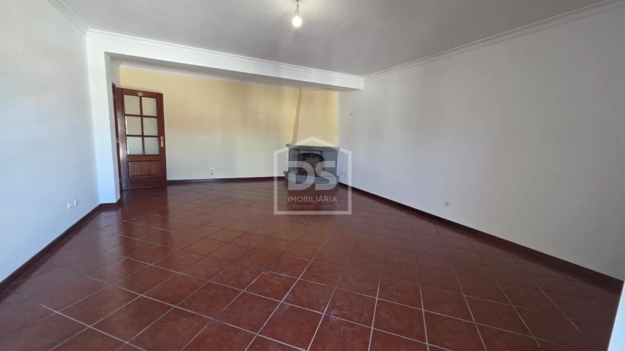 Apartamento T3 para Venda em Peso da Régua e Godim Foto 26