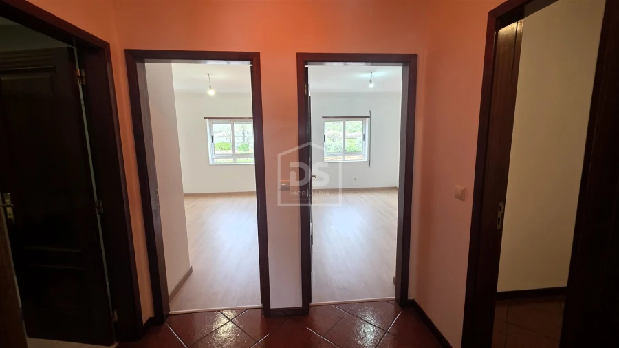 Apartamento T3 para Venda em Peso da Régua e Godim Foto 7