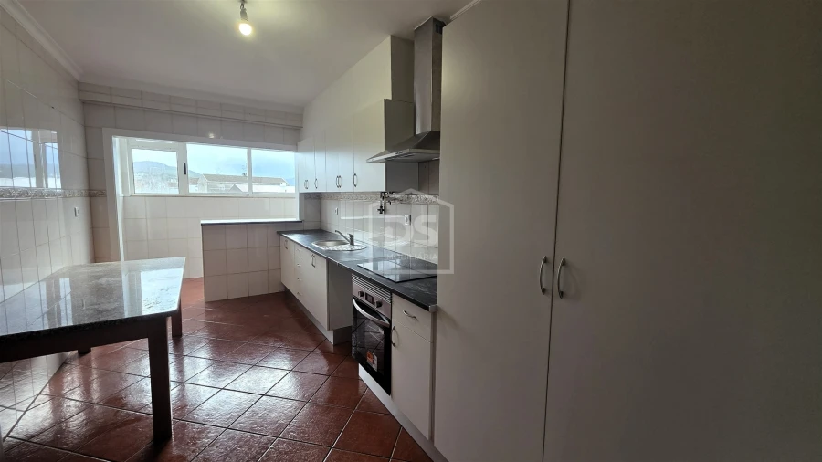 Apartamento T3 para Venda em Peso da Régua e Godim Foto 2