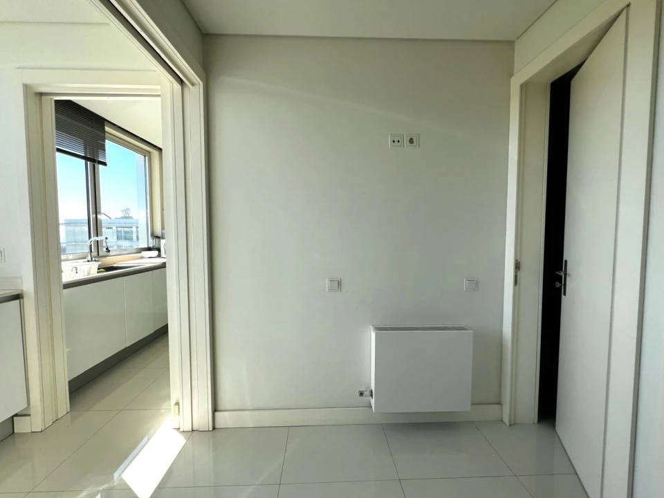 Apartamento T5 para Venda em Matosinhos e Leça da Palmeira Foto 9