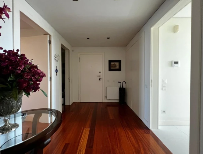 Apartamento T5 para Venda em Matosinhos e Leça da Palmeira Foto 3