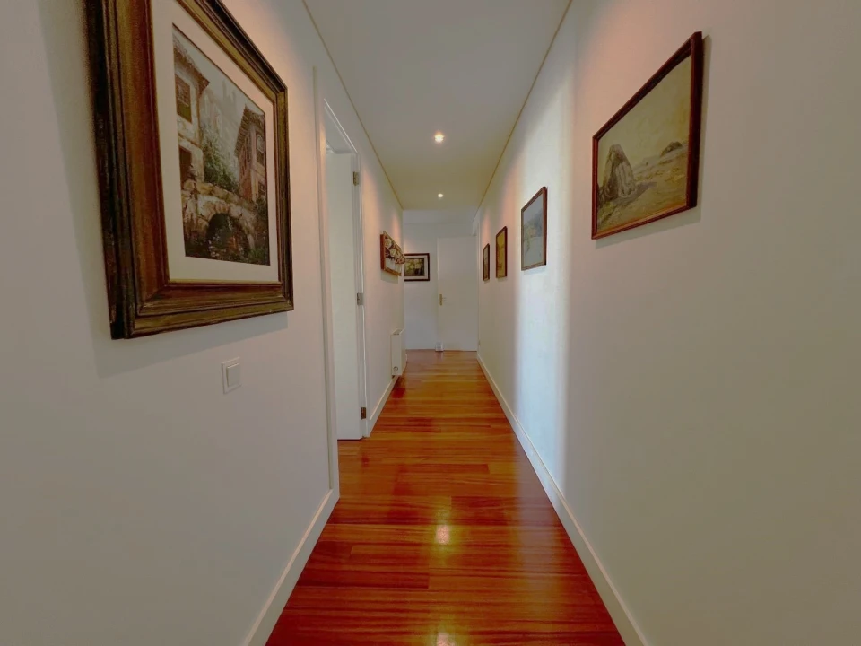 Apartamento T5 para Venda em Matosinhos e Leça da Palmeira Foto 13