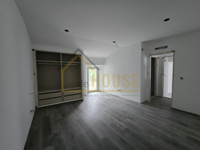 Moradia T3 para Venda em Lourinhã e Atalaia Foto 11