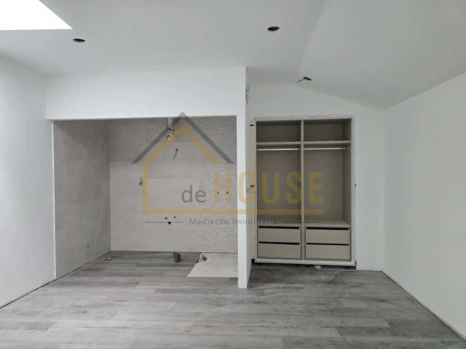 Moradia T3 para Venda em Lourinhã e Atalaia Foto 2