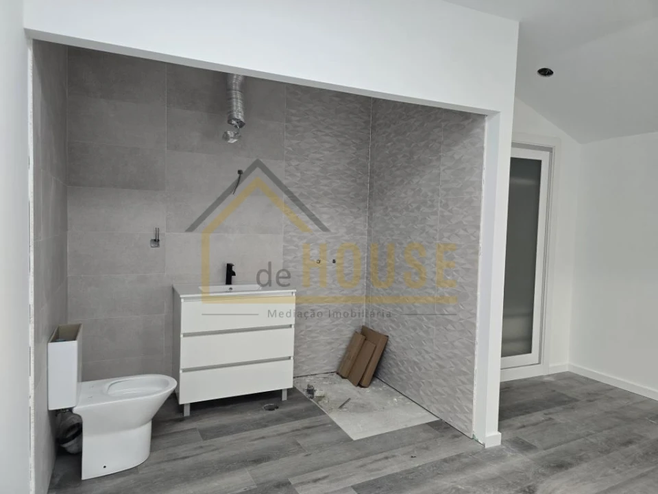 Moradia T3 para Venda em Lourinhã e Atalaia Foto 8