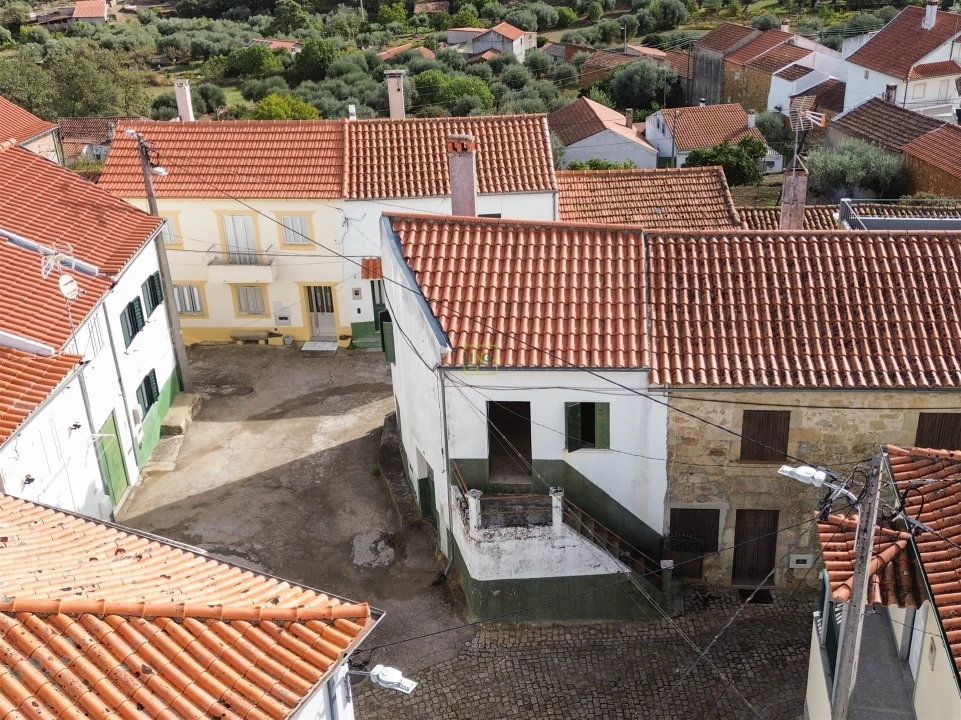 Moradia T0 para Venda em Aranhas Foto 3