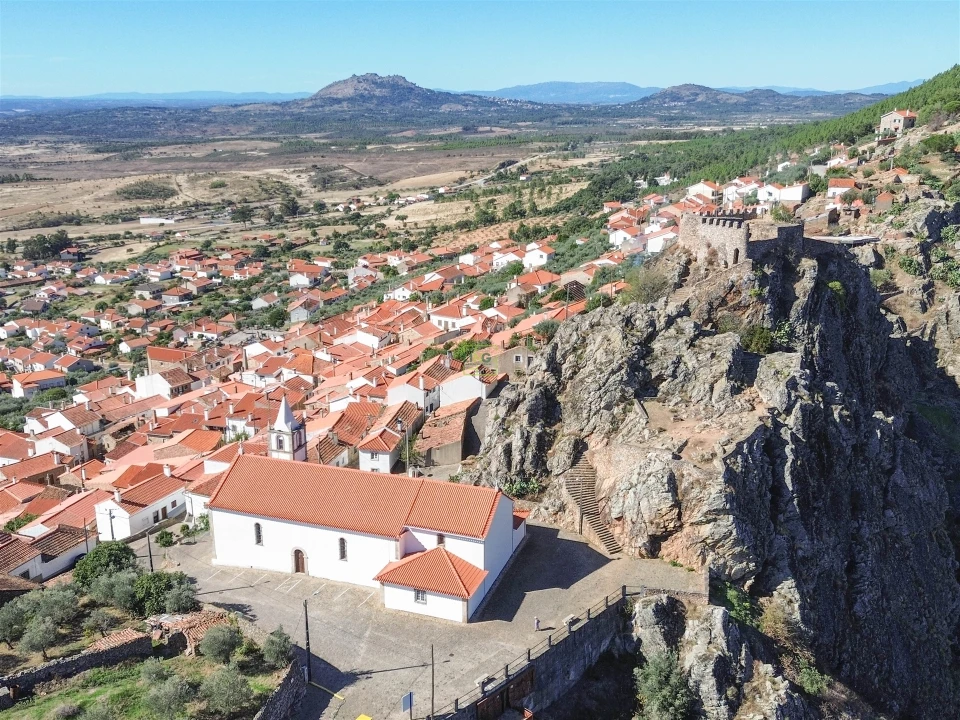 Moradia T2 para Venda em Penha Garcia Foto 60