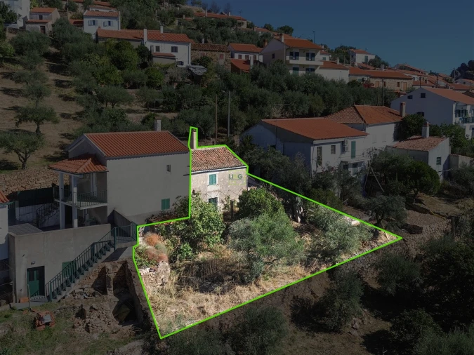 Moradia T2 para Venda em Penha Garcia Foto 3