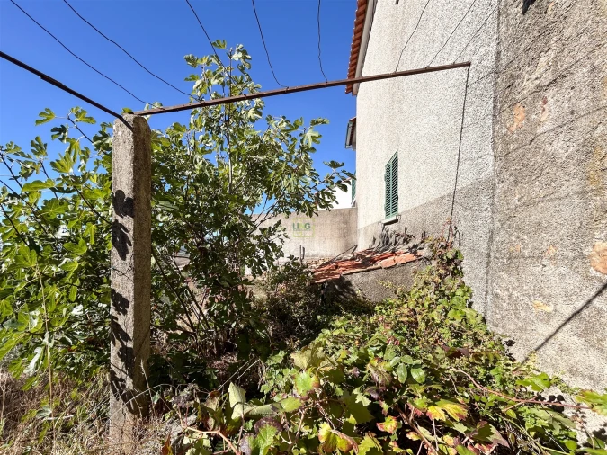 Moradia T2 para Venda em Penha Garcia Foto 51