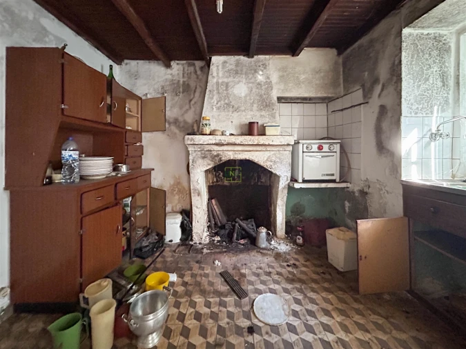 Moradia T2 para Venda em Penha Garcia Foto 32