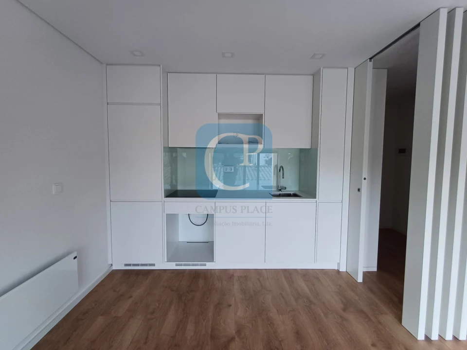 Apartamento T1 para Arrendamento em Paranhos Foto 1
