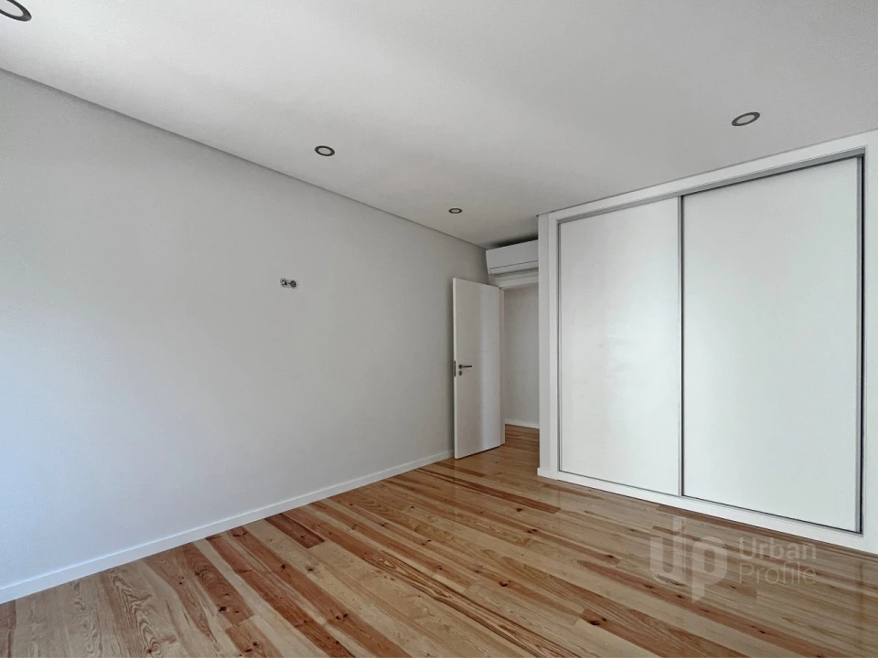 Apartamento T4 para Venda em Cascais e Estoril Foto 23