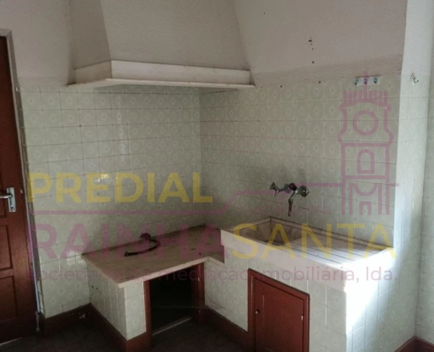 Moradia T4 para Venda em Guia, Ilha e Mata Mourisca Foto 4