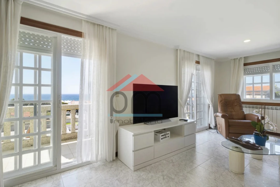 Moradia T5 para Venda em Moledo e Cristelo Foto 5