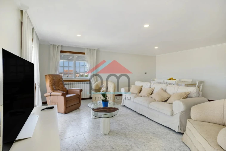 Moradia T5 para Venda em Moledo e Cristelo Foto 2