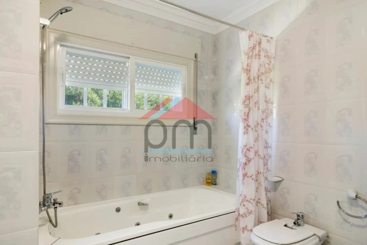 Moradia T5 para Venda em Moledo e Cristelo Foto 13