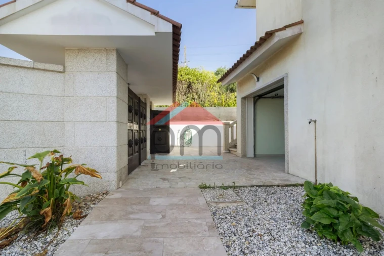 Moradia T5 para Venda em Moledo e Cristelo Foto 24