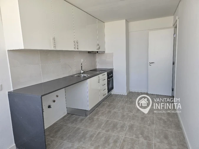 Apartamento T3 para Venda em Amora Foto 12