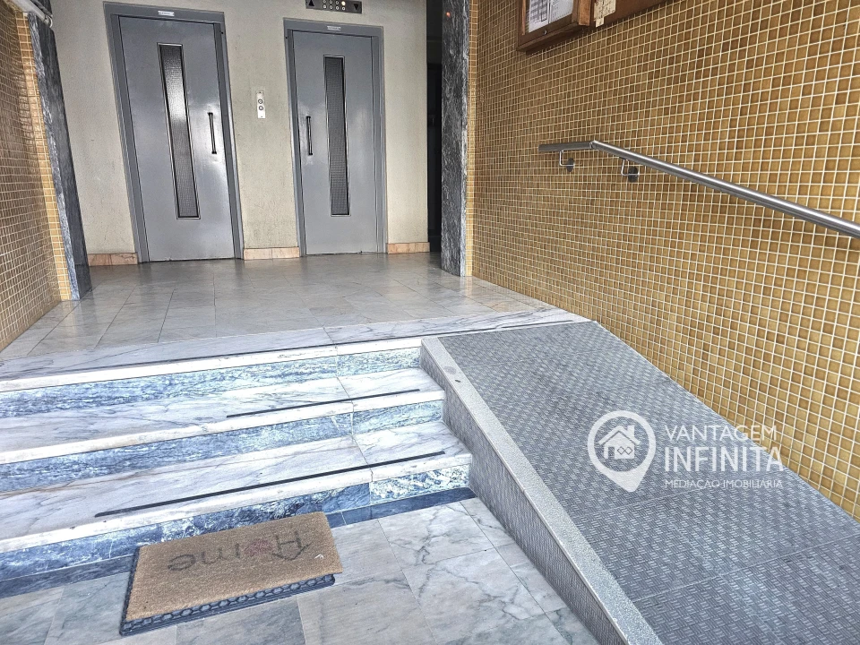 Apartamento T2 para Venda em Amora Foto 15