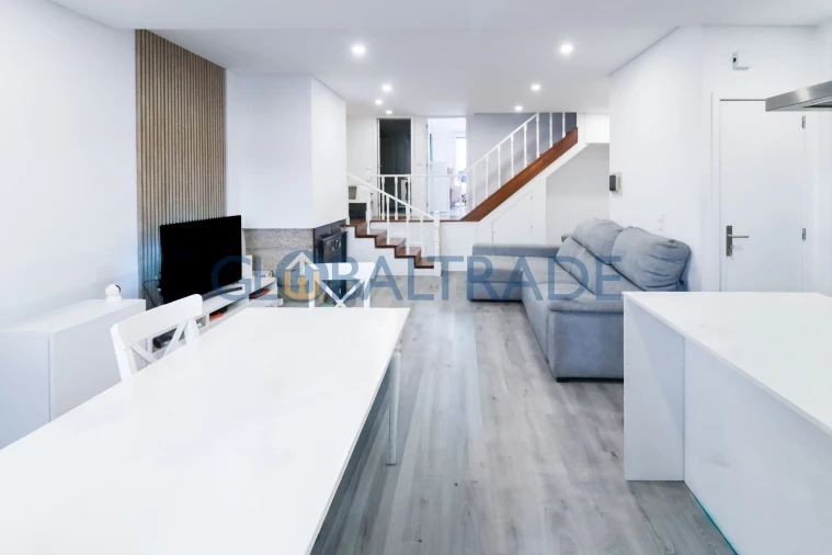 Apartamento T1 para Venda em Moreira Foto 6