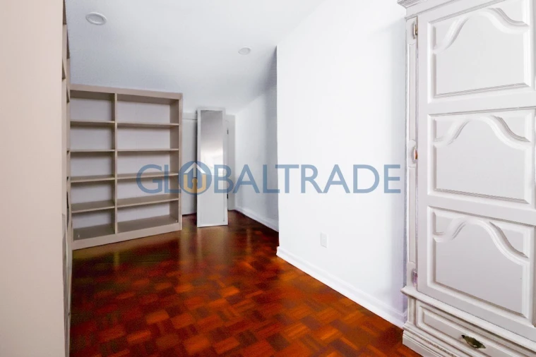 Apartamento T1 para Venda em Moreira Foto 14