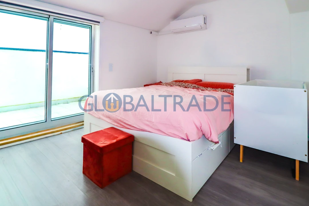 Apartamento T1 para Venda em Moreira Foto 8