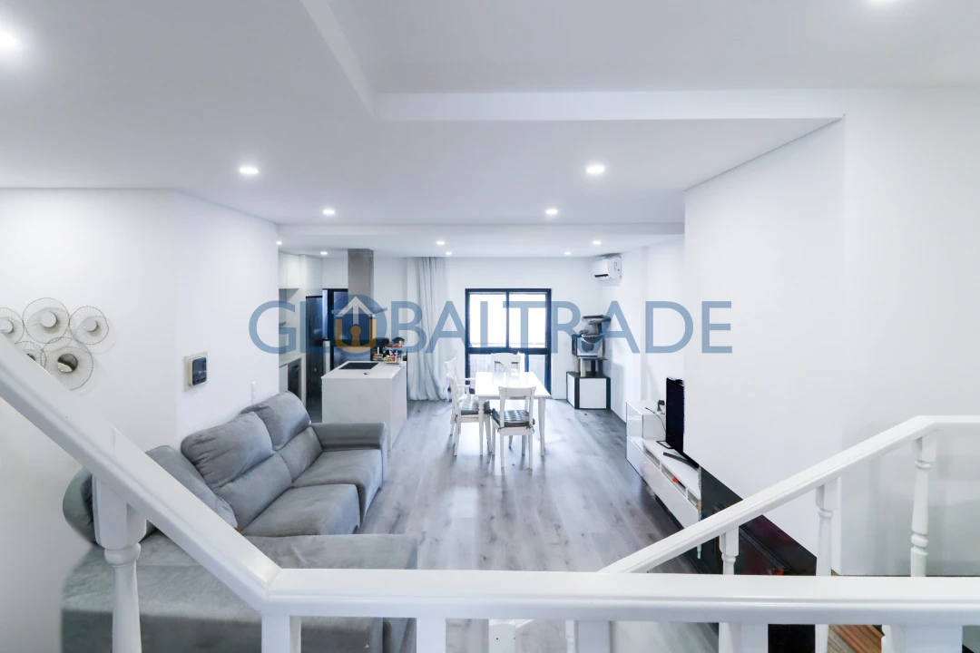 Apartamento T1 para Venda em Moreira Foto 3