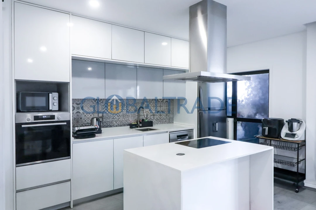 Apartamento T1 para Venda em Moreira Foto 4