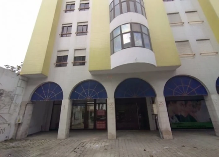 Loja para Venda em Alto do Seixalinho, Santo André e Verderena Foto 3