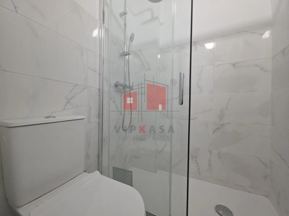 Apartamento T0 para Venda em Queluz e Belas Foto 12